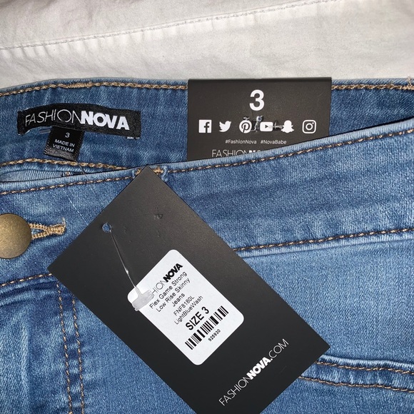 Low rise jeans from Fashion Nova, 3 = 27US - Picture 4 of 4